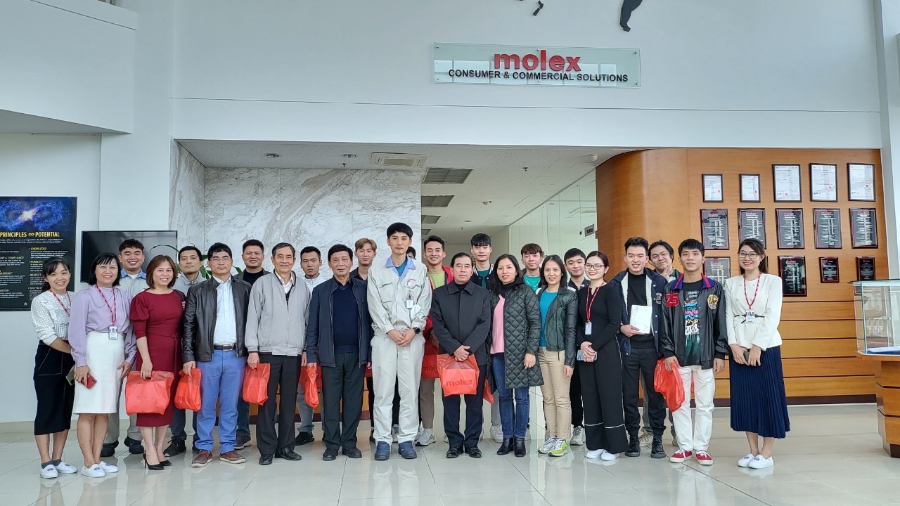 Đặt nền tảng hợp tác giữa HACTECH và Molex Việt Nam